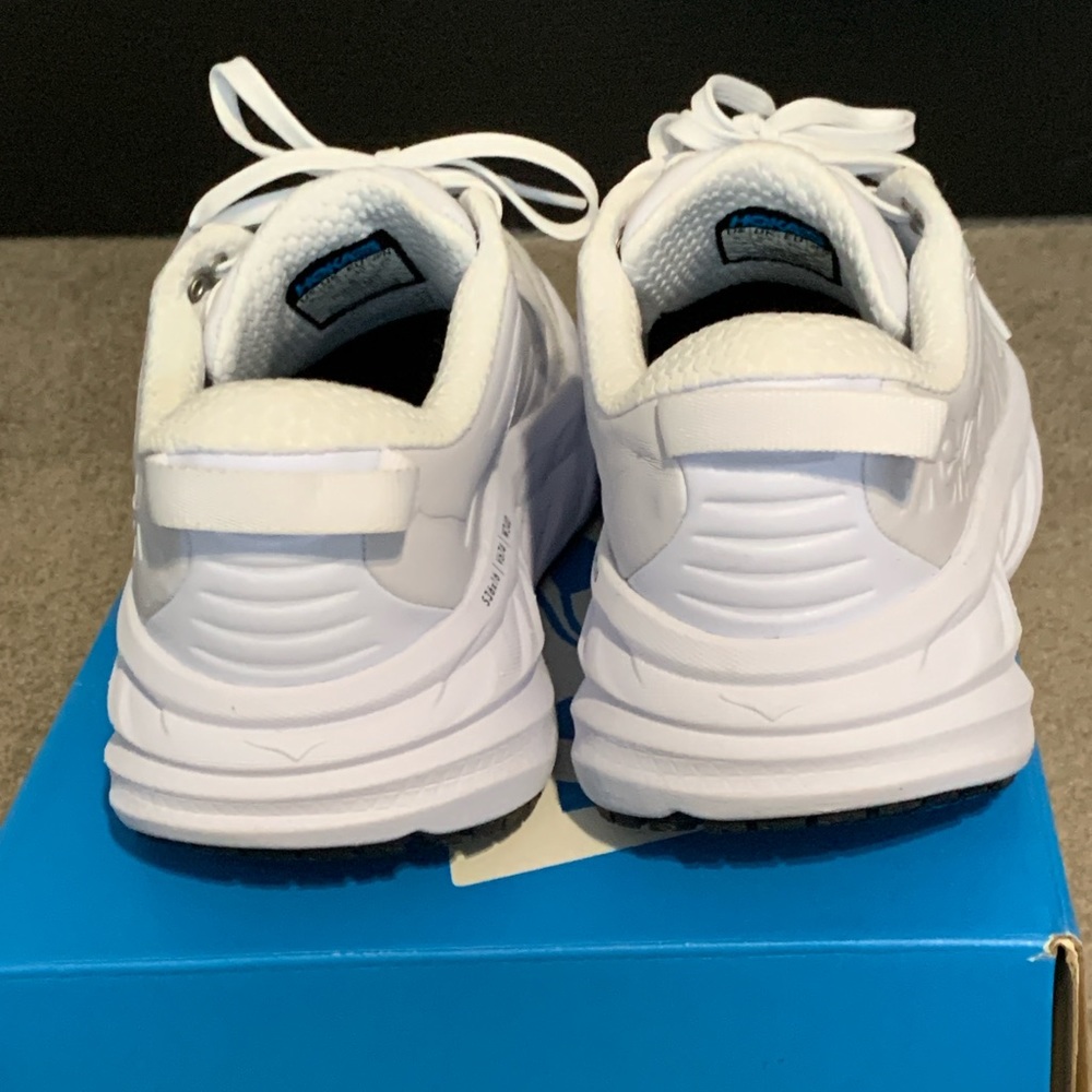 Women’s Hoka Bondi SR wide
